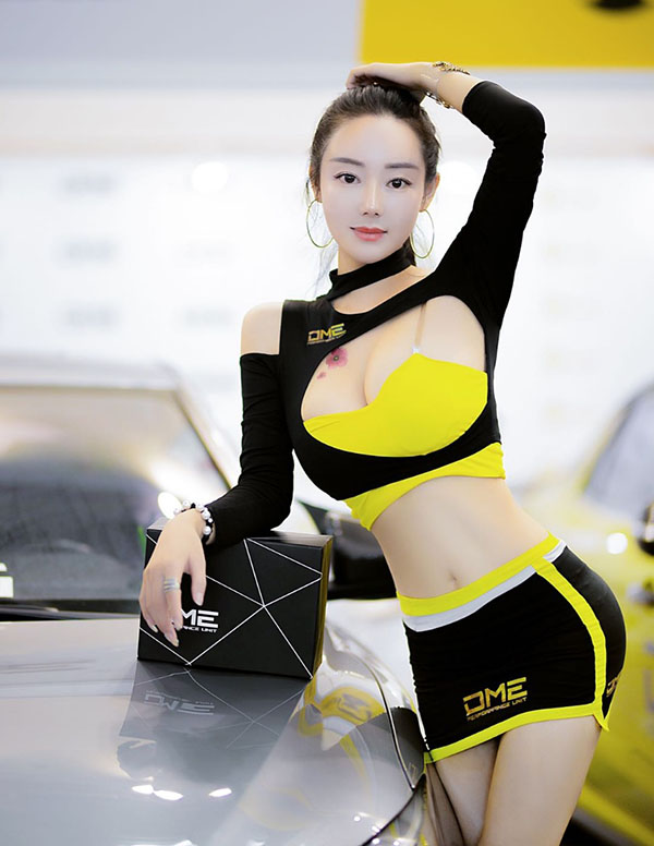 东京伴游模特价格