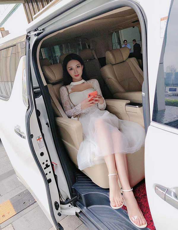 吉隆坡预约高端模特