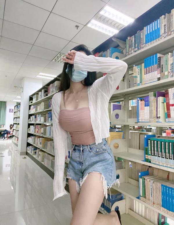 新加坡高端模特价格