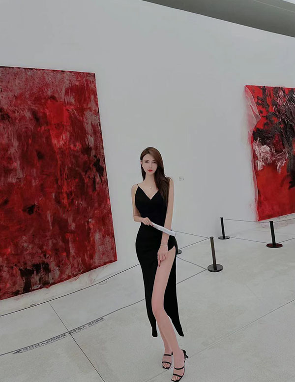 巴黎外围女微信