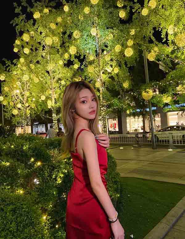 纽约外围女联系微信