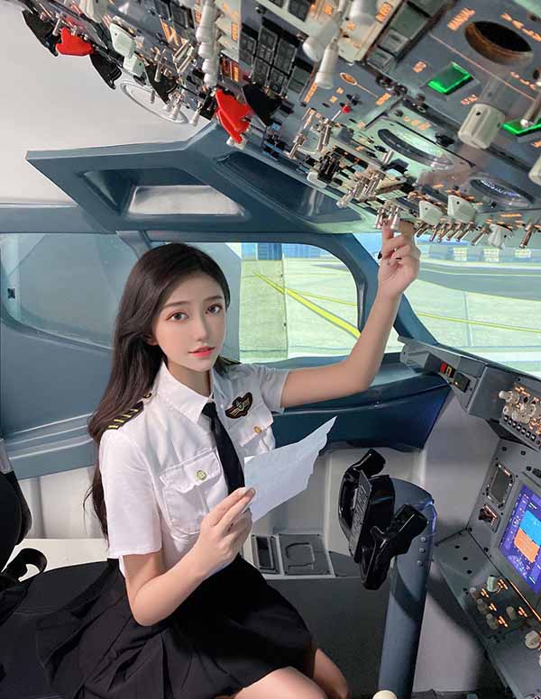 伦敦伴游大学生